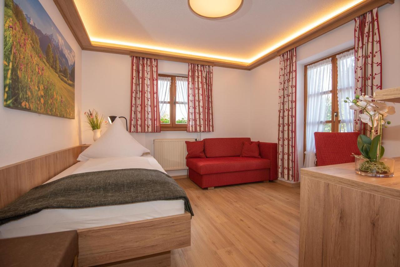 Pension Ludwig Thoma Otterfing Esterno foto